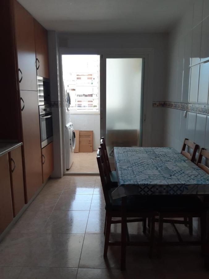 Amplio Piso Con Vistas A La Playa De Poniente Apartment Aguilas Luaran gambar