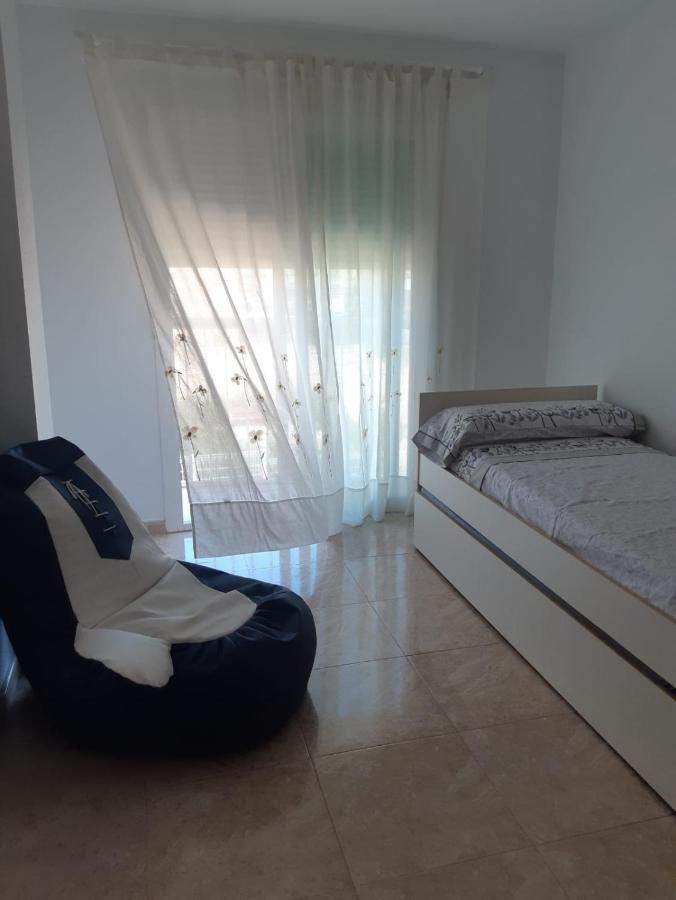 Amplio Piso Con Vistas A La Playa De Poniente Apartment Aguilas Luaran gambar