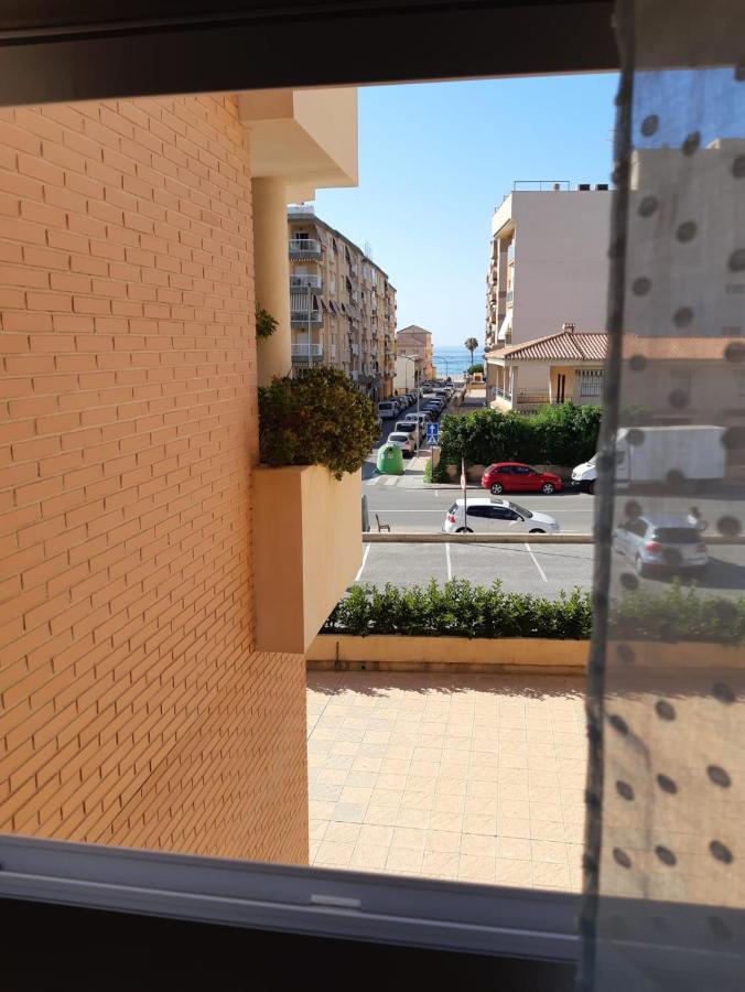 Amplio Piso Con Vistas A La Playa De Poniente Apartment Aguilas Luaran gambar
